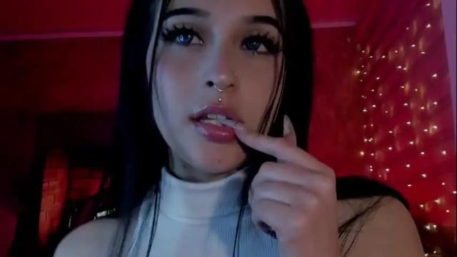 Image 2 of charlotte_greys Stream on Chaturbate on 2 months ago
