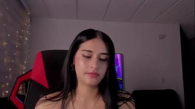 Thumbnail 3, charlotte_greys's Stream at Chaturbate, 1 month ago