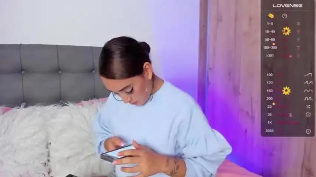 Thumbnail 1, charlotte_jamees's Stream at Chaturbate, 13 months ago