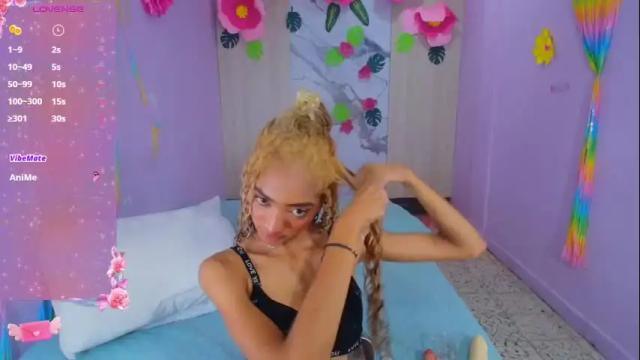 Image 8 of charlotte_love10 Stream on Chaturbate on 12 days ago