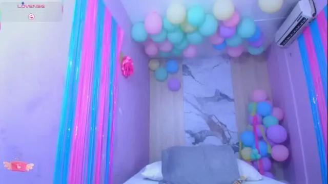 Image 8 of charlotte_love10 Stream on Chaturbate on 1 month ago