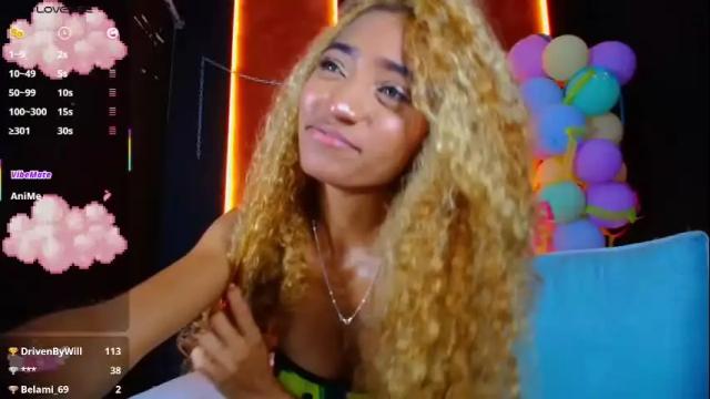 Image 3 of charlotte_love10 Stream on Chaturbate on 1 month ago