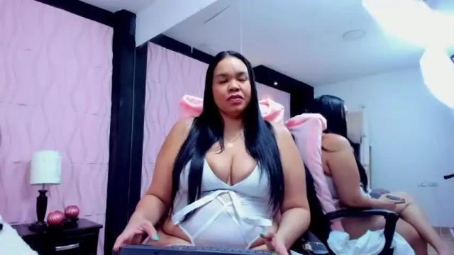 Image 4 of charlotte_martinez__ Stream on Chaturbate on 12 months ago