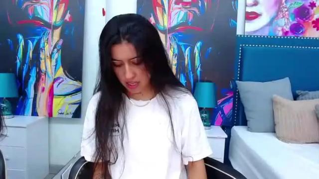 Image 3 of charlotte_percy Stream on Chaturbate on 18 months ago