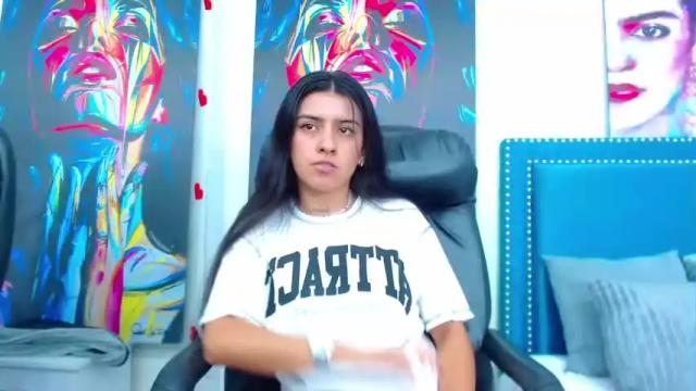 Image 6 of charlotte_percy Stream on Chaturbate on 17 months ago