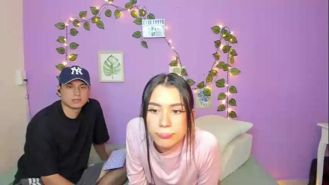 Image 12 of charlotte_queeen Stream on Chaturbate on 12 days ago