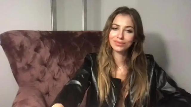 Thumbnail 3, charlotte_roche's Stream at Chaturbate, 19 months ago