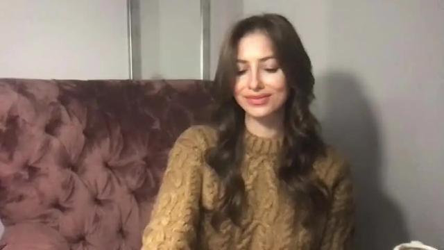Image 6 of charlotte_roche Stream on Chaturbate on 19 months ago