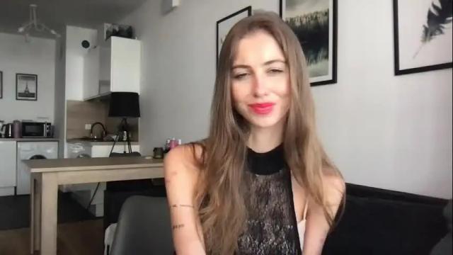 Image 3 of charlotte_roche Stream on Chaturbate on 1 month ago