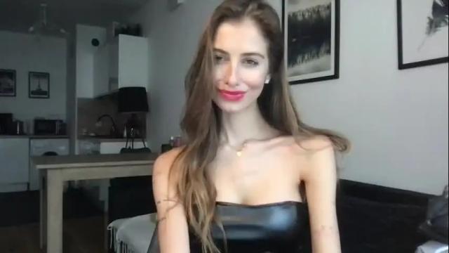 Image 7 of charlotte_roche Stream on Chaturbate on 1 month ago