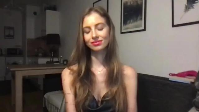 Image 6 of charlotte_roche Stream on Chaturbate on 1 month ago