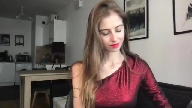 Image 2 of charlotte_roche Stream on Chaturbate on 20 days ago