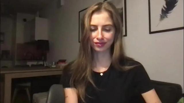 Image 2 of charlotte_roche Stream on Chaturbate on 2 months ago