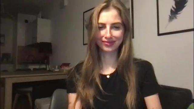 Image 7 of charlotte_roche Stream on Chaturbate on 2 months ago