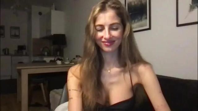 Image 6 of charlotte_roche Stream on Chaturbate on 2 months ago