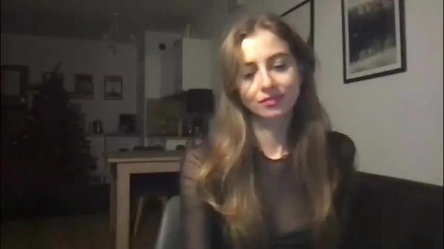 Image 3 of charlotte_roche Stream on Chaturbate on 23 days ago
