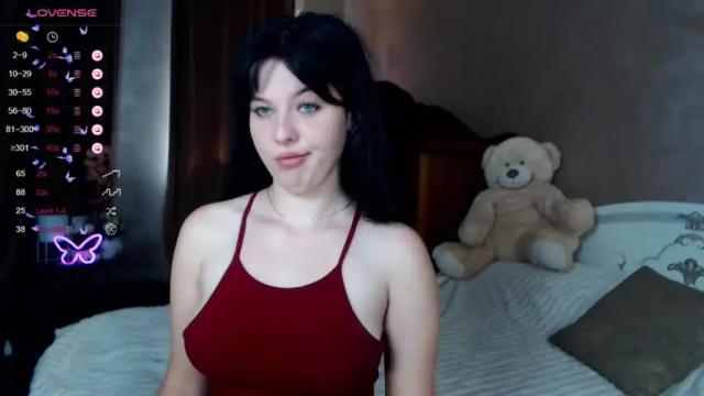 Thumbnail 3, charlotte_tilbury's Stream at Chaturbate, 22 months ago