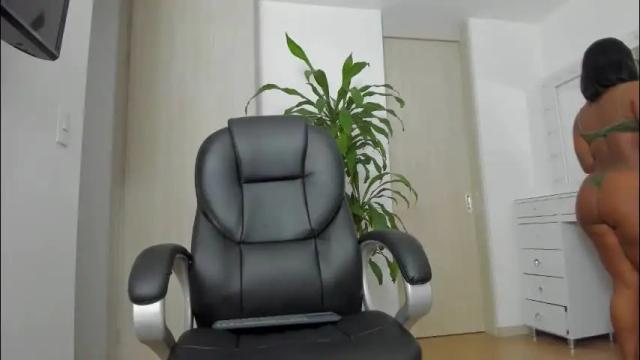 Image 12 of charlotte_tiller Stream on Chaturbate on 1 month ago