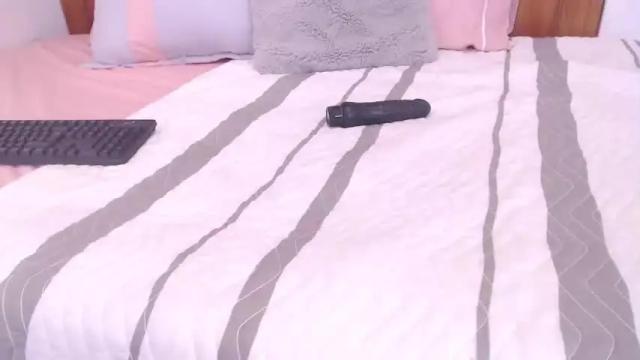 Image 10 of charlotte_w10 Stream on Chaturbate on 16 months ago