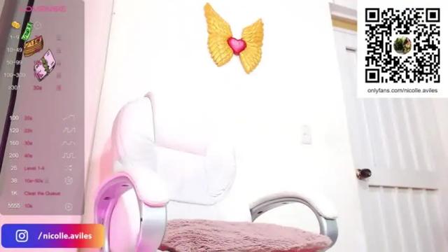 Image 7 of charlotte_west23 Stream on Chaturbate on 19 months ago