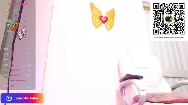 Image 10 of charlotte_west23 Stream on Chaturbate on 19 months ago