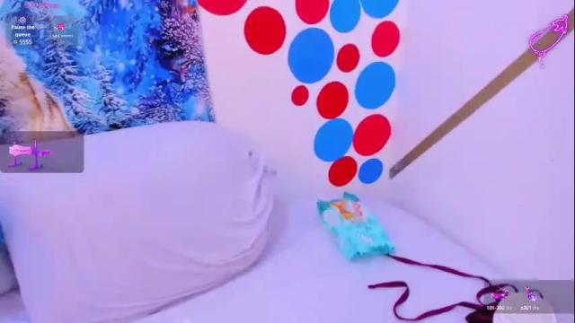 Image 3 of charlotte_x1 Stream on Chaturbate on 2 months ago