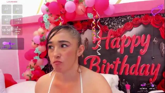 Image 8 of charlotte_x1 Stream on Chaturbate on 1 month ago