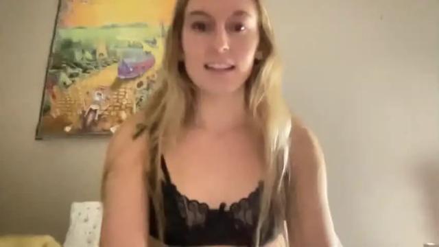 Image 2 of charlottebrownxo Stream on Chaturbate on 14 months ago