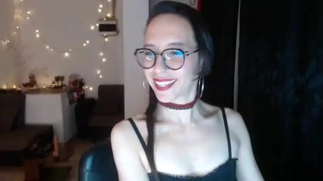 Image 6 of charlottecross_ Stream on Chaturbate on 18 months ago