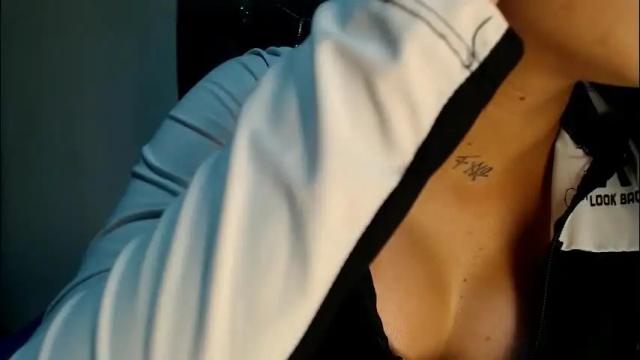 Image 7 of charlottee07 Stream on Chaturbate on 1 month ago