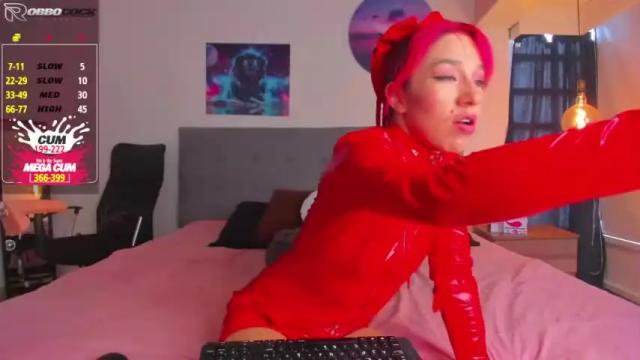 Image 2 of charlotteelee Stream on Chaturbate on 23 months ago