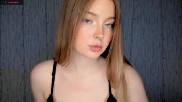 Image 7 of charlotteewalker Stream on Chaturbate on 17 months ago