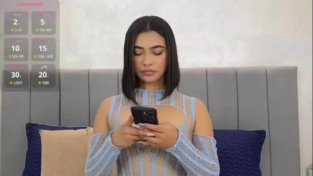 Image 2 of charlotteg18 Stream on Chaturbate on 1 month ago