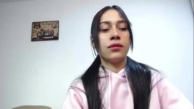 Image 4 of charlottelam2 Stream on Chaturbate on 2 months ago