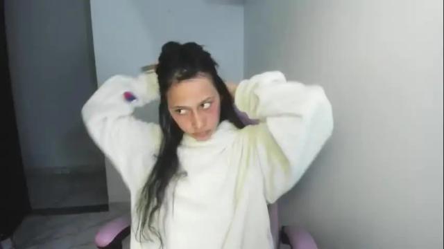 Image 4 of charlottelam2 Stream on Chaturbate on 1 month ago
