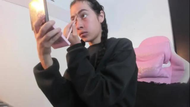 Image 12 of charlottelam2 Stream on Chaturbate on 18 days ago