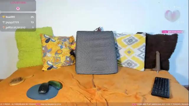 Image 11 of charlottelaurent Stream on Chaturbate on 1 month ago