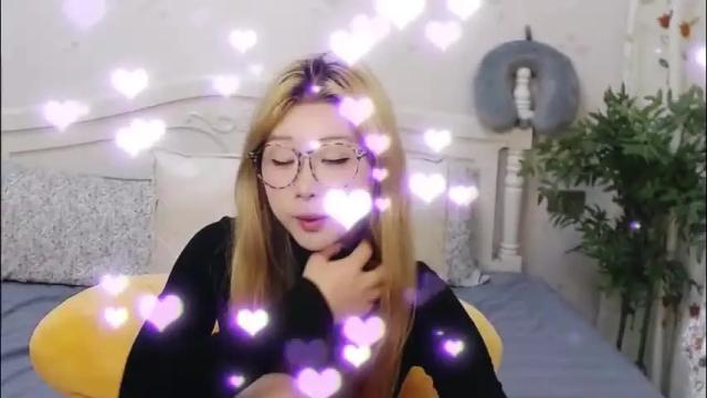 Image 10 of charlottelin Stream on Chaturbate on 1 month ago