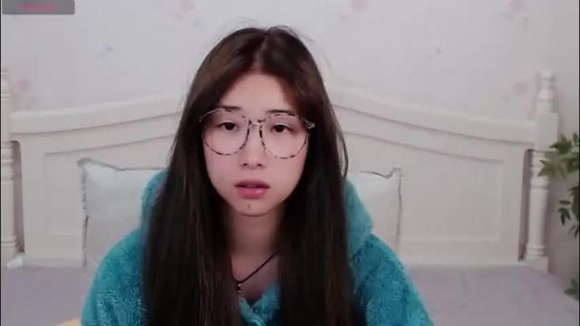 Image 2 of charlottelin Stream on Chaturbate on 1 month ago