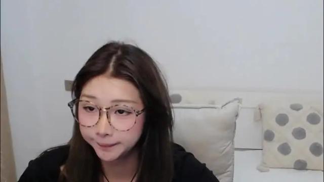 Image 6 of charlottelin Stream on Chaturbate on 1 month ago