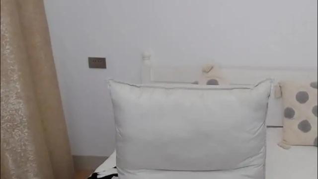 Image 12 of charlottelin Stream on Chaturbate on 1 month ago