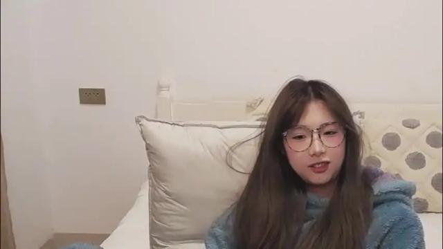 Image 11 of charlottelin Stream on Chaturbate on 21 days ago