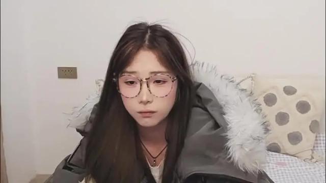 Image 6 of charlottelin Stream on Chaturbate on 1 month ago