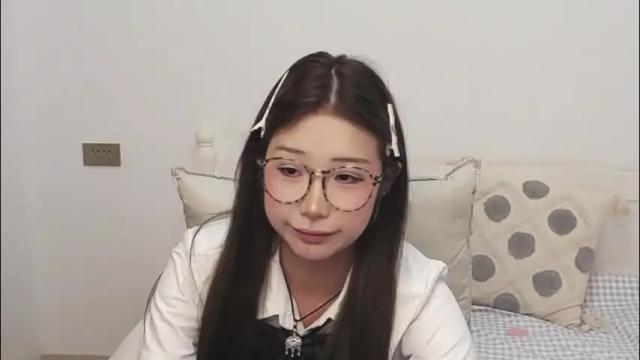 Image 8 of charlottelin Stream on Chaturbate on 1 month ago