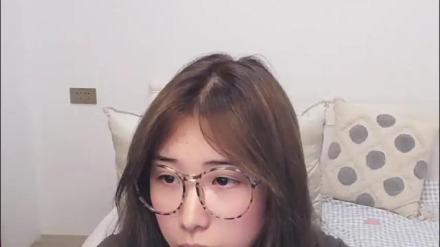 Image 4 of charlottelin Stream on Chaturbate on 1 month ago