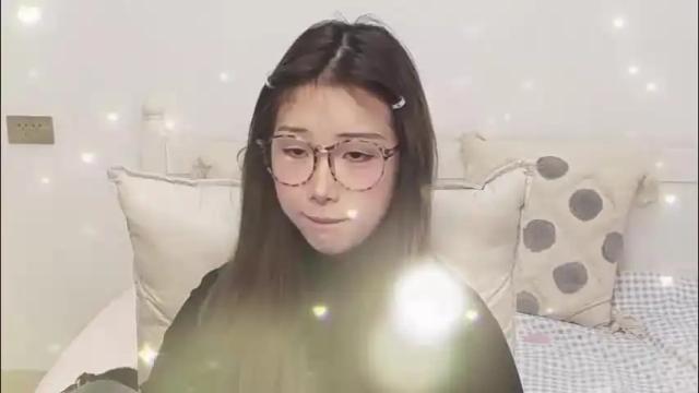 Image 7 of charlottelin Stream on Chaturbate on 6 days ago