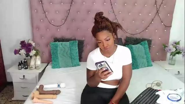 Image 12 of charlottesteinxx Stream on Chaturbate on 24 days ago