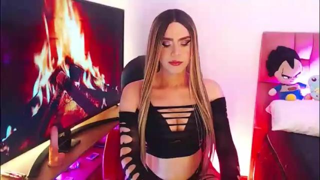 Image 3 of charlottevillorina Stream on Chaturbate on 1 month ago