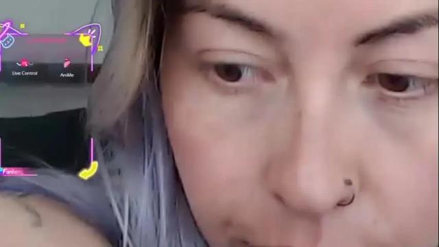 Image 4 of charlottezoe1 Stream on Chaturbate on 13 days ago