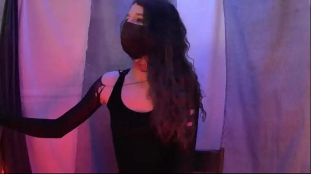 Image 2 of charlydestroyer Stream on Chaturbate on 28 days ago